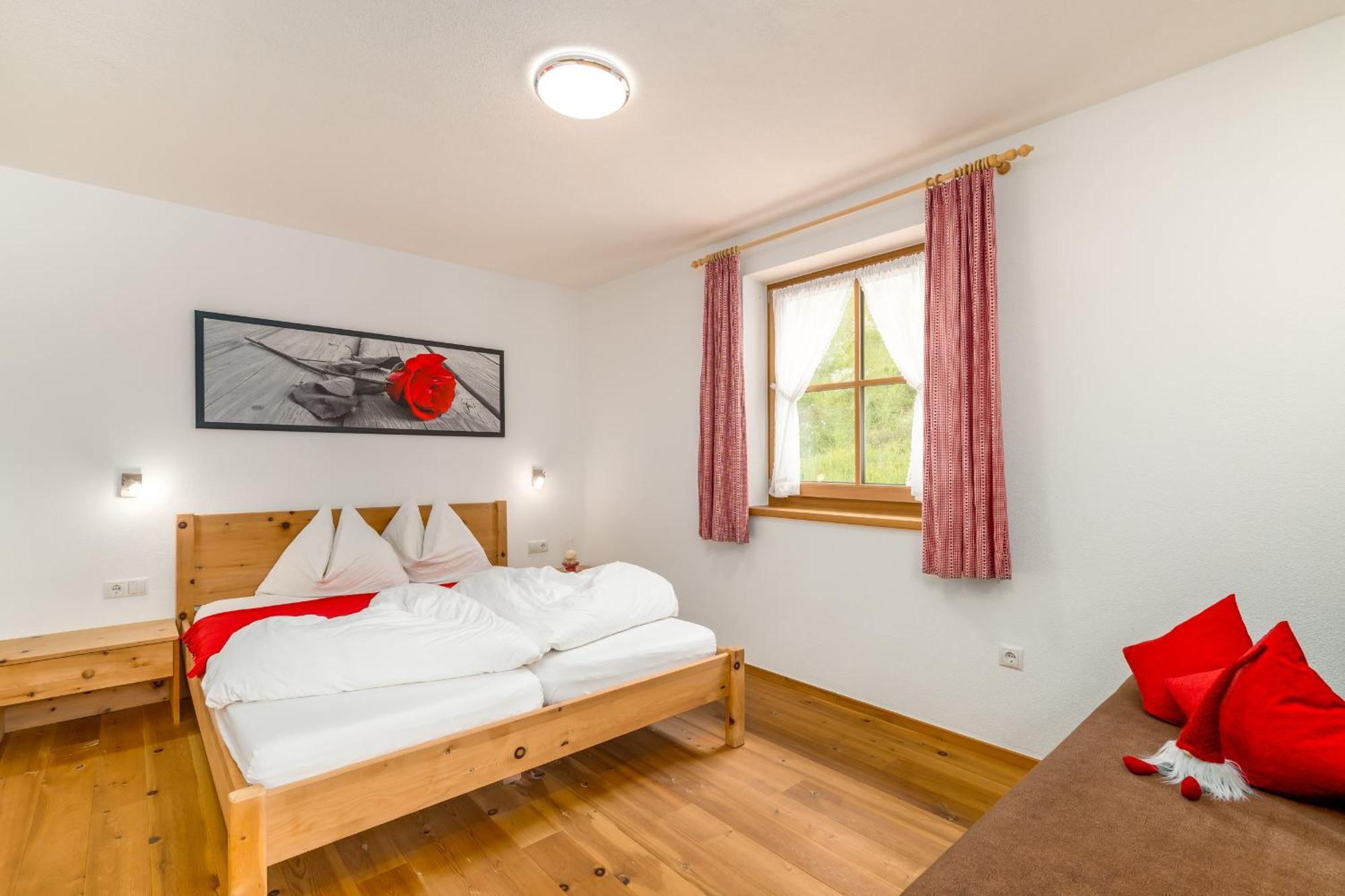 Tratterhof Apartments Vallarga Extérieur photo